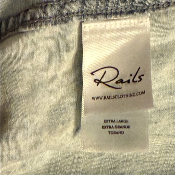 Rails - Picture 5 of 10